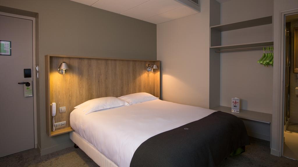 Campanile Rennes Centre - Gare Hotell Eksteriør bilde