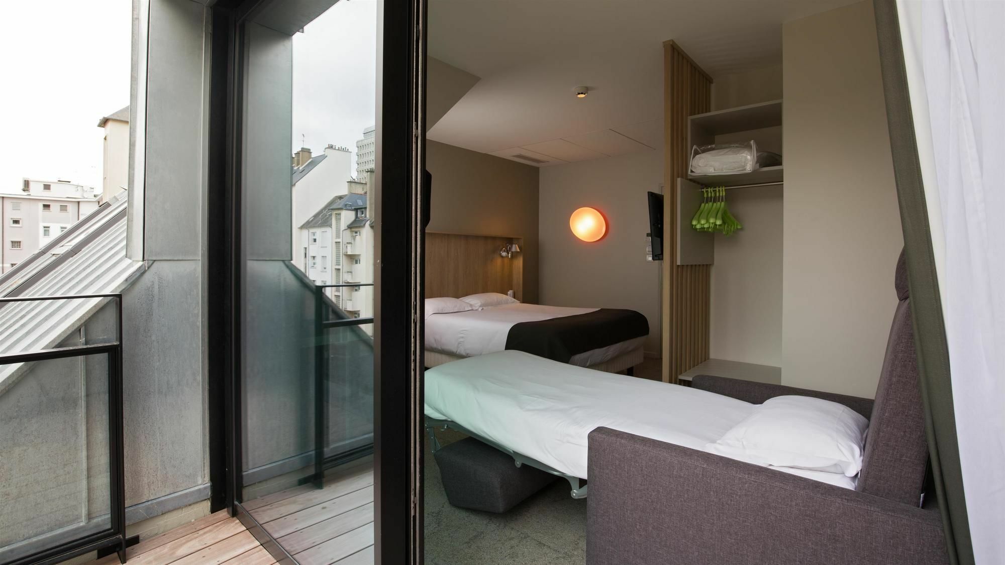 Campanile Rennes Centre - Gare Hotell Eksteriør bilde